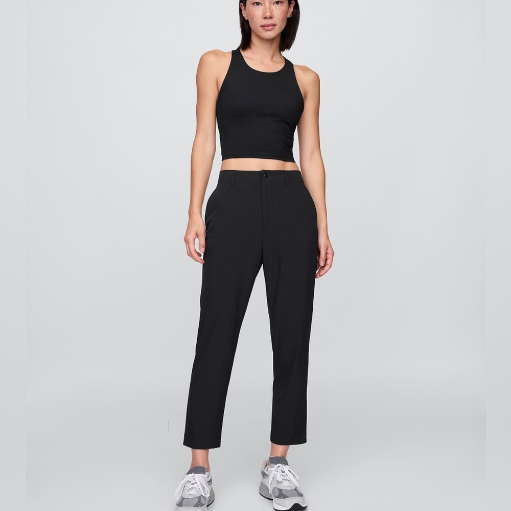 GAP Black Cropped Straight-Leg Pants